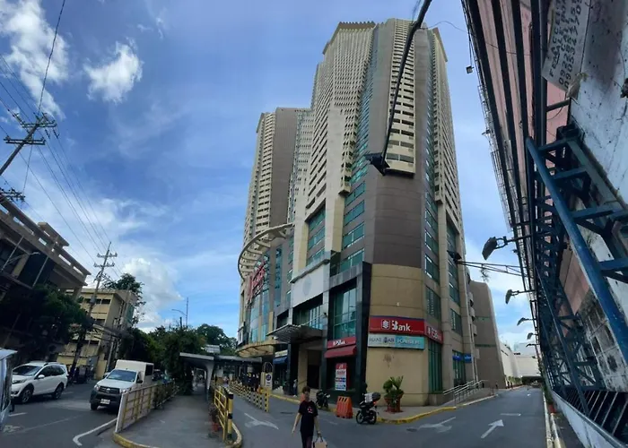 8 Adriatico 31q Bayview Homestau Unit Near Us Embassy, Uppgh And Slmec Apartment *