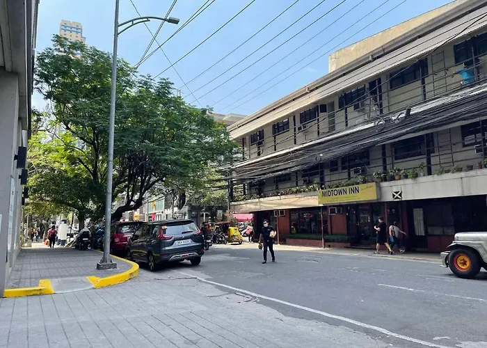 Apartment 8 Adriatico 31q Bayview Homestau Unit Near Us Embassy, Uppgh And Slmec Manila