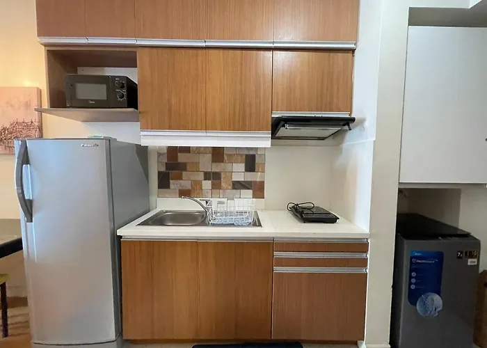 Apartment 8 Adriatico 31q Bayview Homestau Unit Near Us Embassy, Uppgh And Slmec